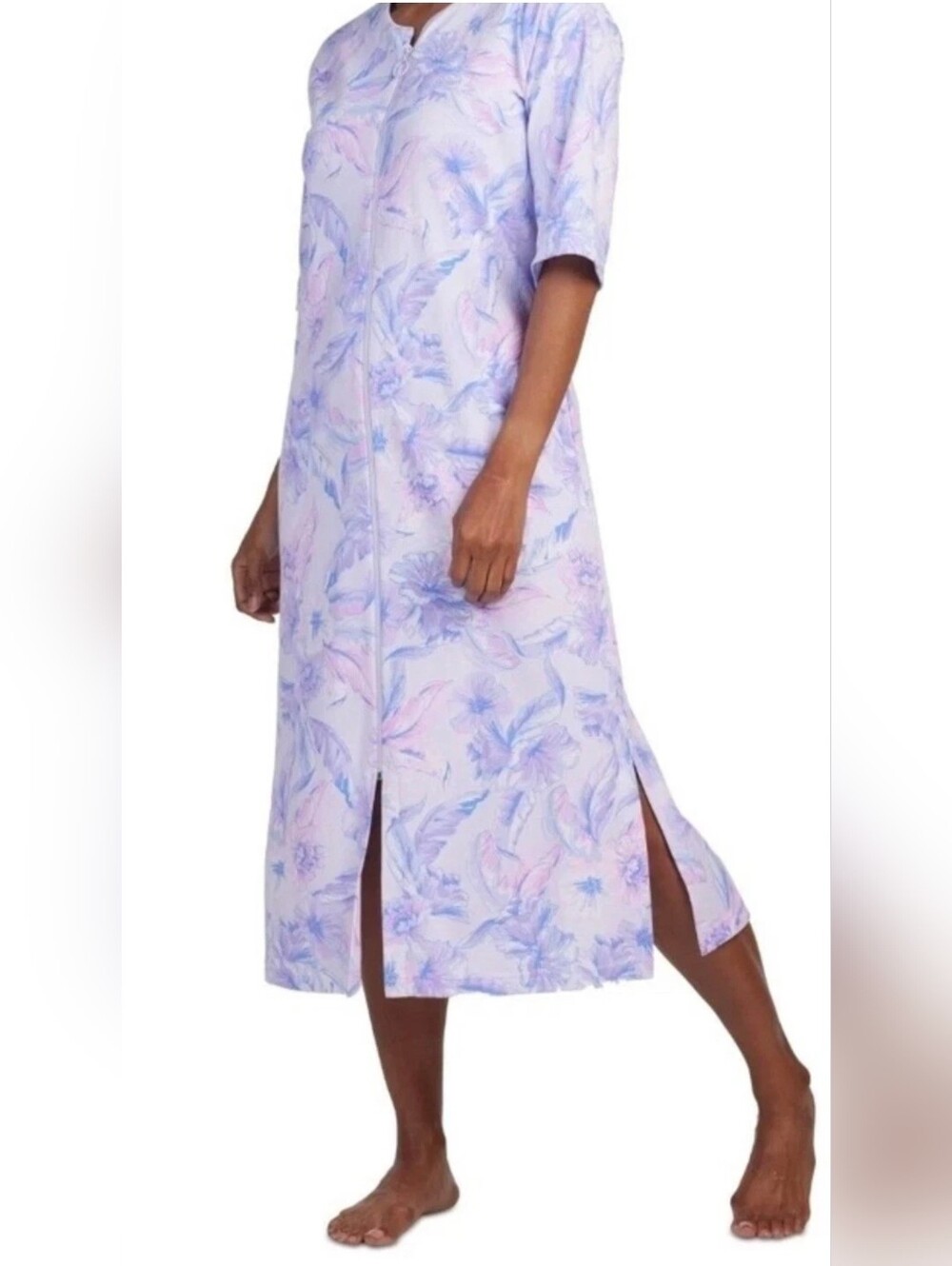 Miss Elaine Lavender Floral Zip-Front Robe - Picture 2 of 7
